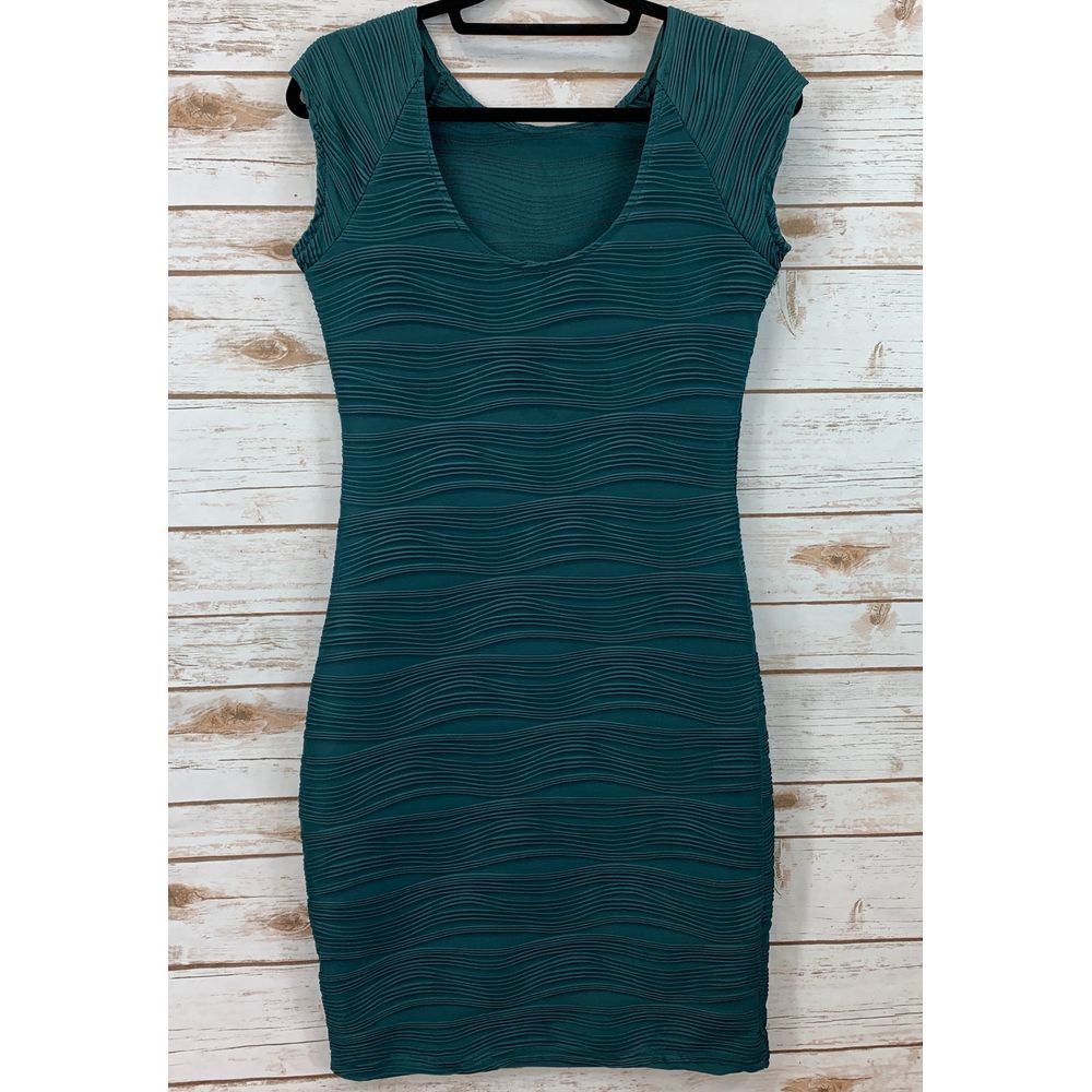 Taydey Midi Dress, Sleeveless Knee Length Dress